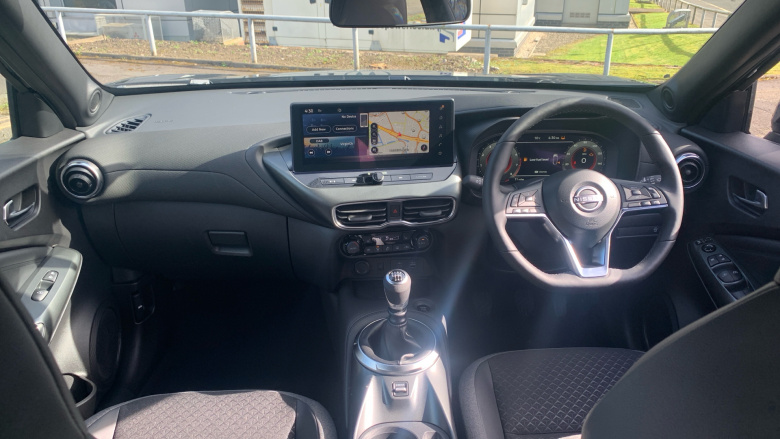 Nissan Juke 1.0 DiG-T N-Connecta 5dr Petrol Hatchback